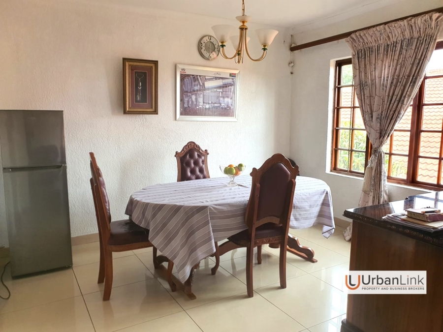 6 Bedroom Property for Sale in Safari Gardens North West